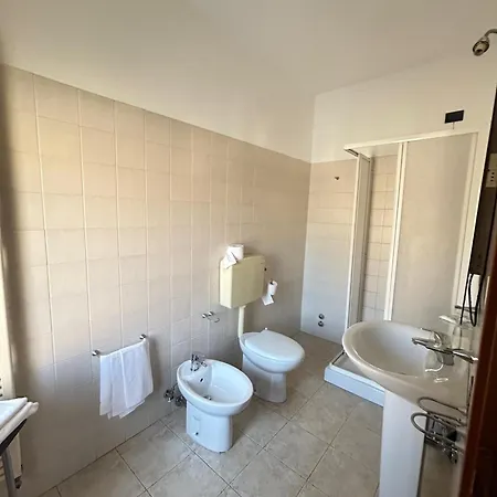 Caffetteria Dell'angolo 게스트하우스