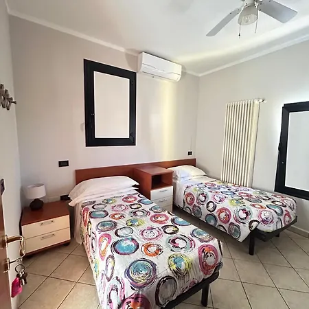 Caffetteria Dell'angolo 3* Borghetto Secondo